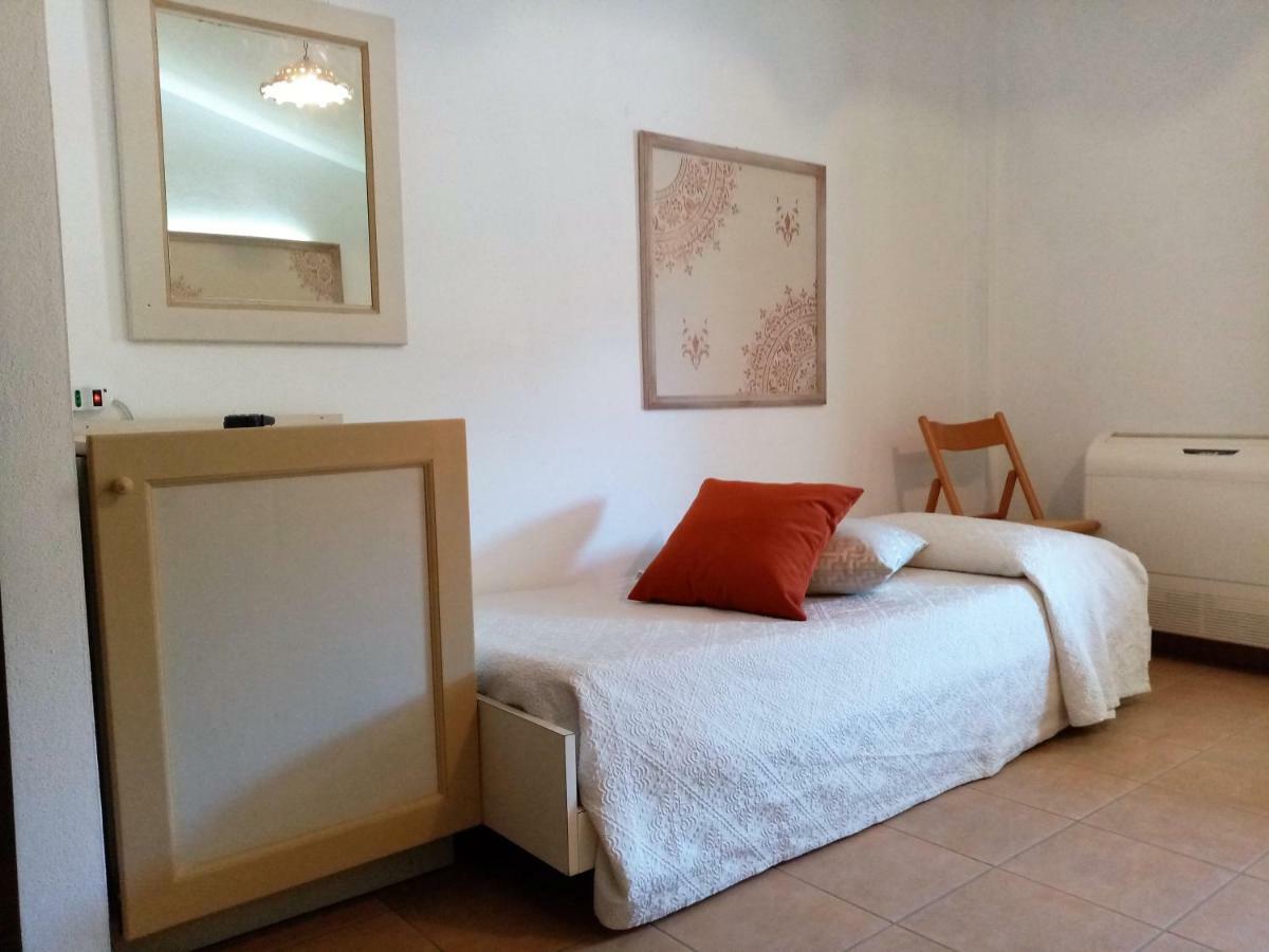 Su Pranu Guest house Onifai
