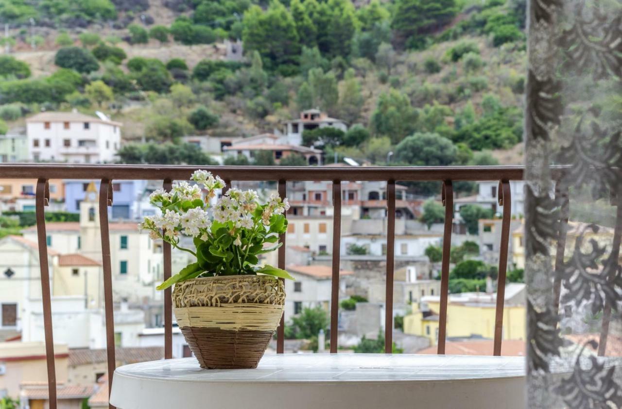 Su Pranu Guest house Onifai