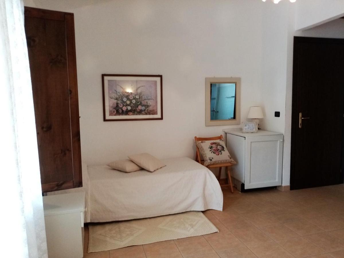Su Pranu Guest house Onifai